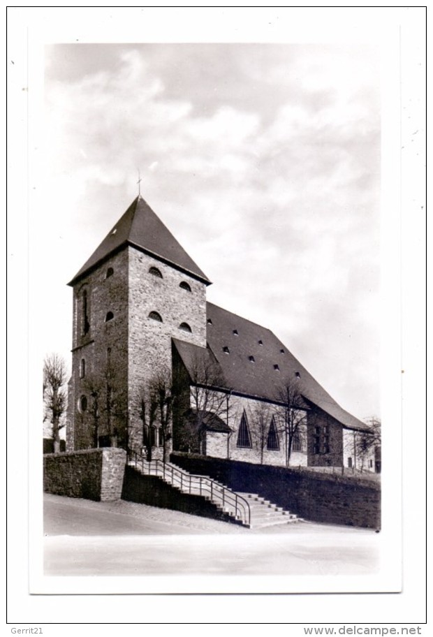 5253 LINDLAR - FRIELINGSDORF, Pfarrkirche Z. Hl. Apollinaris, Architekt: Böhm-Köln, Aussenansicht - Lindlar