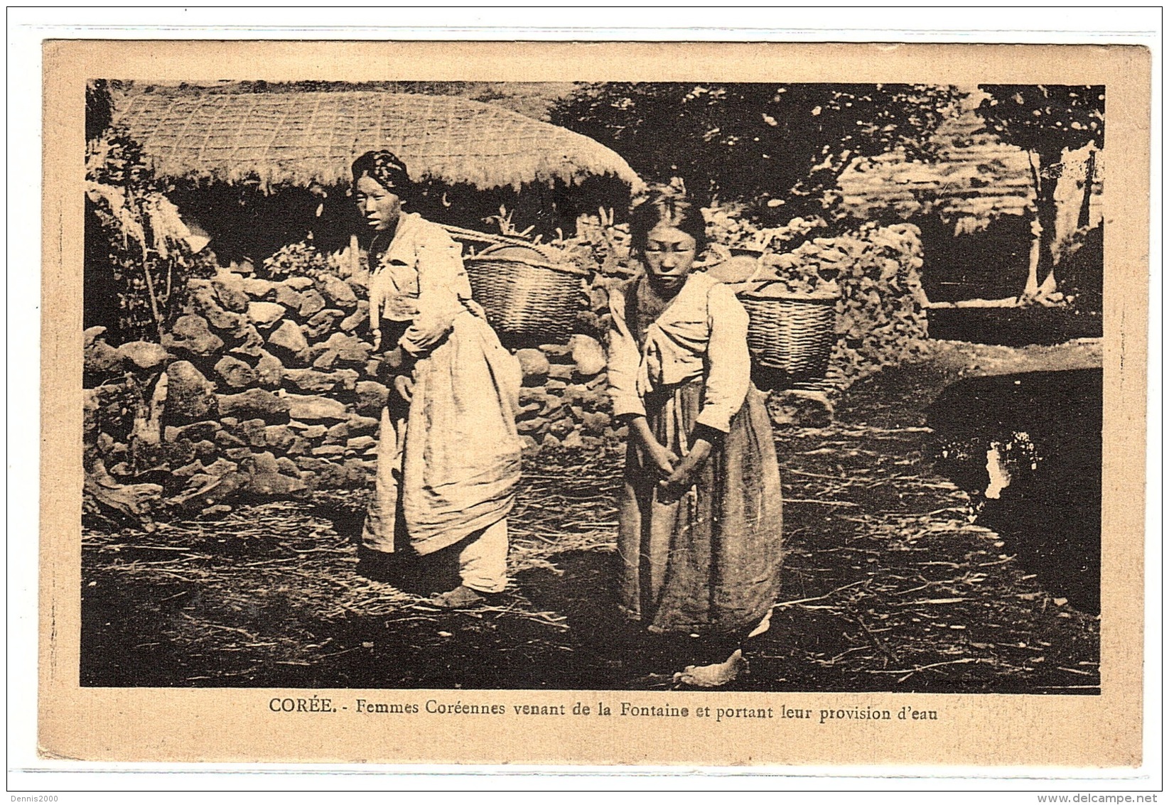 CORÉE - Femmes Coréennes Venant De La Fontaine Et Portant Leur Provision D´ Eau - PORTEUR D´ EAU - Korea, North