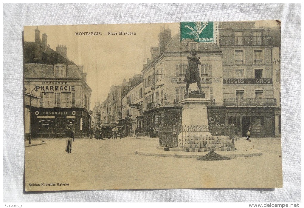 France Montargis Place Mirabeau Stamp 1912  A 114 - Montargis