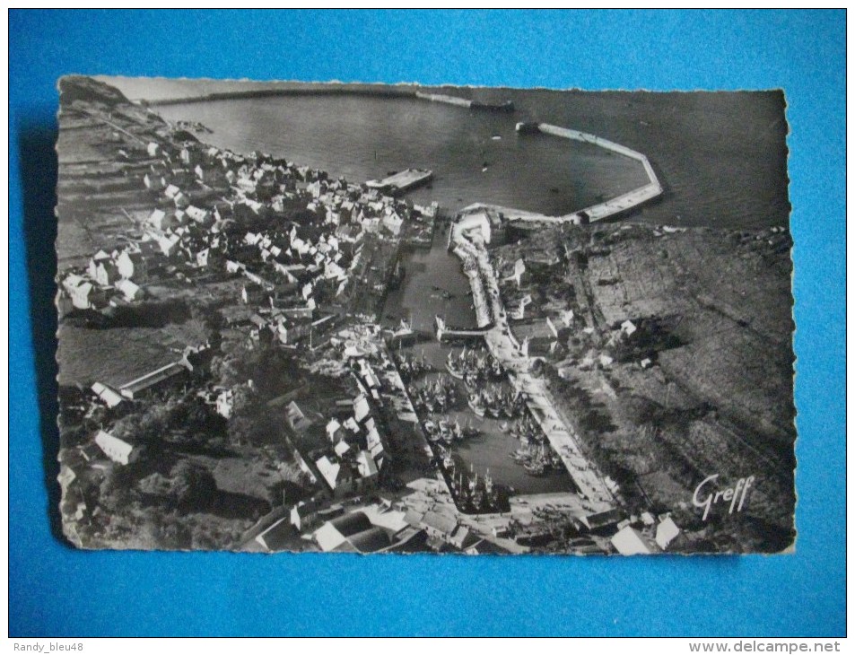 PORT EN BESSIN  -  14  -  Vue Aérienne  -  Le Port, La Ville Et Les Jetées  -  Calvados - Port-en-Bessin-Huppain