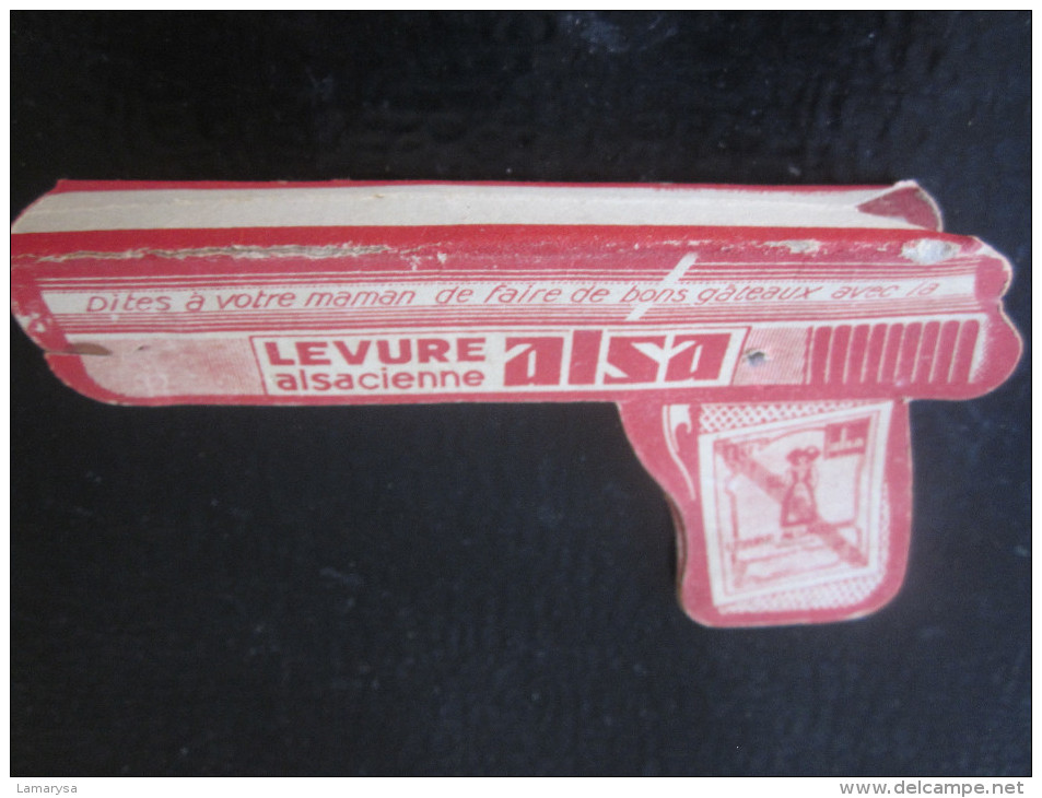 VINTAGE JOUET PISTOLET REVOLVER EN CARTON PUBLICITAIRE LEVURE ALSACIENNE ALSA"DITES A VOTRE MAMAN DE FAIRE DE BONS CADEA - Publicités