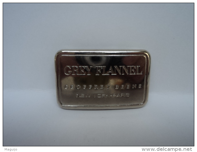 GEOFFREY BEENE"GREY FLANNEL" PINCE A BILLETS  COULEUR  METAL ARGENTE SUPERBE   LIRE ET VOIR!! - Miniatures Men's Fragrances (without Box)
