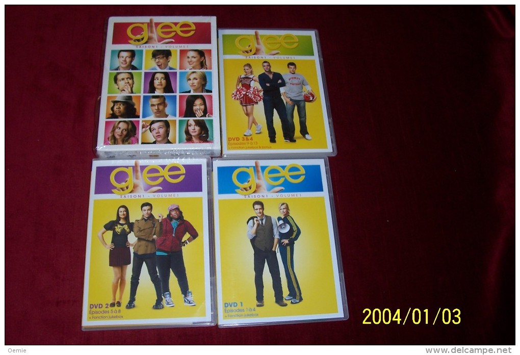 Glee Saison 1 Vol 1   /    4 DVD    13 épisodes  De 45 Mm - Konvolute