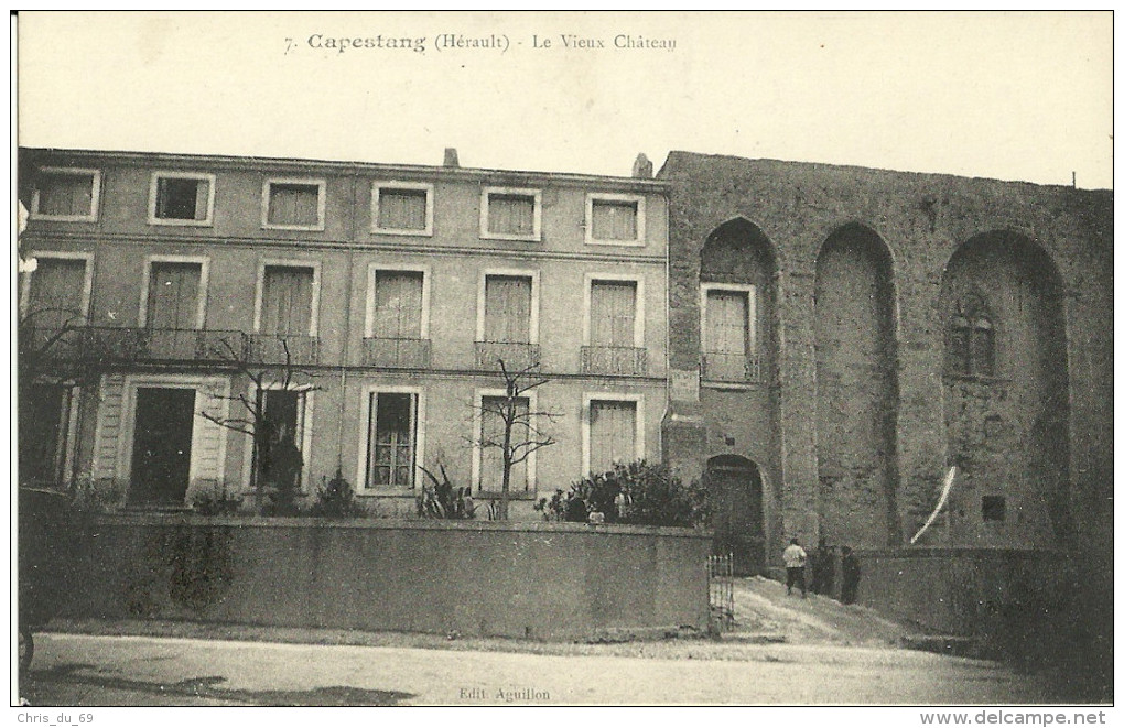 Capestang Le Vieux Chateau - Capestang