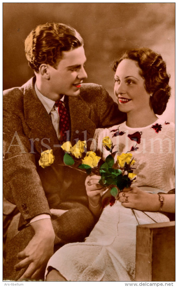 Postkaart / Postcard / CPA / Couple / Romantique / Love / Ed. Amag No R 1032 / 1952 - Couples