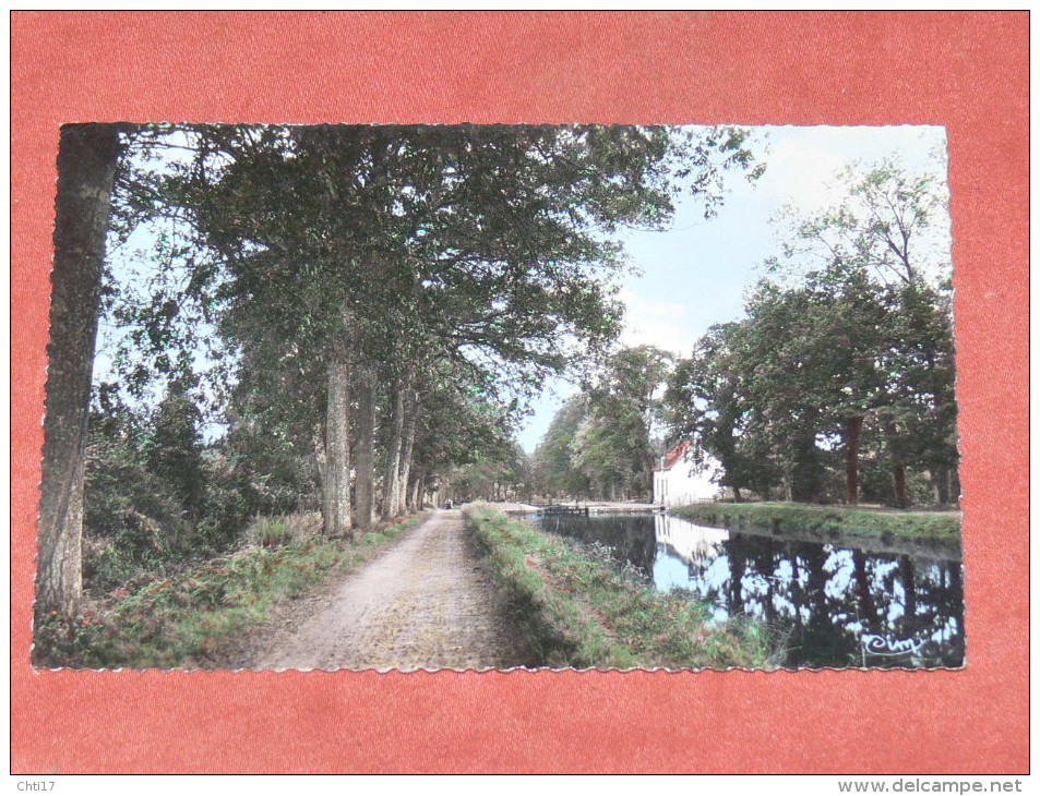 PONTIVY    1950   HALAGE DE KERDUDAVAL / CANAL PENICHE   EDIT CIRC OUI - Pontivy