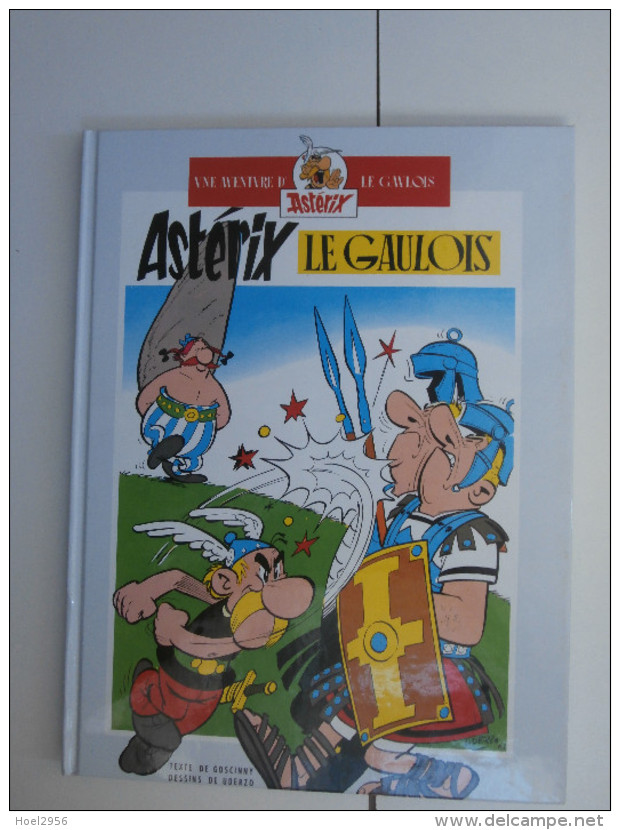 Astérix Le Gaulois & La Serpe D'or - Astérix