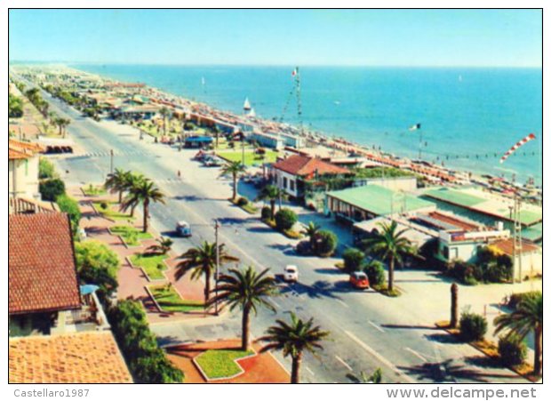 Marina Di Massa - Panorama Della Spiaggia - Carrara