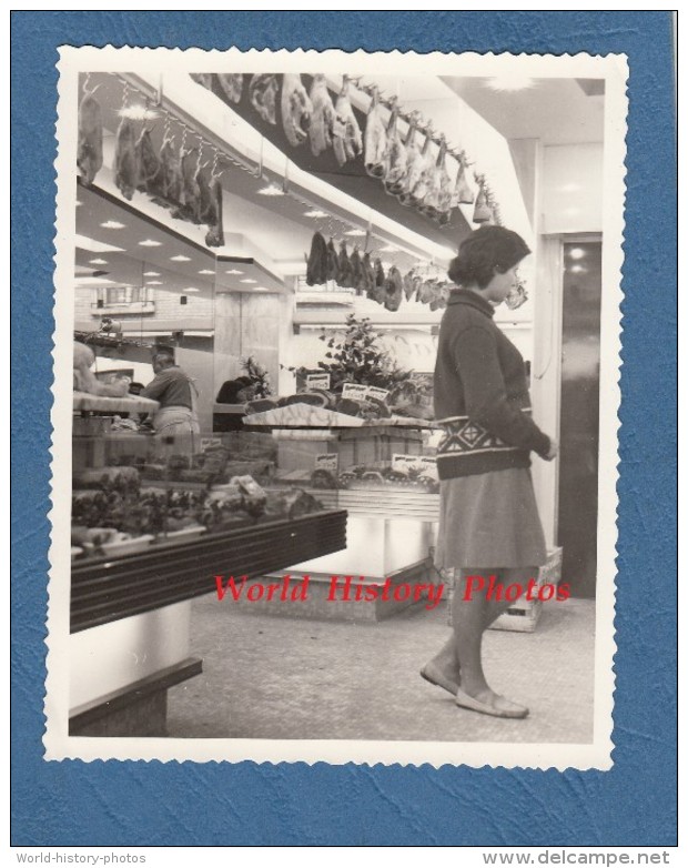 Photo Ancienne - Intérieur D'un SuperMarché - Rayon Boucherie Viande Alimentation Boucher Métier Work Marché - Métiers