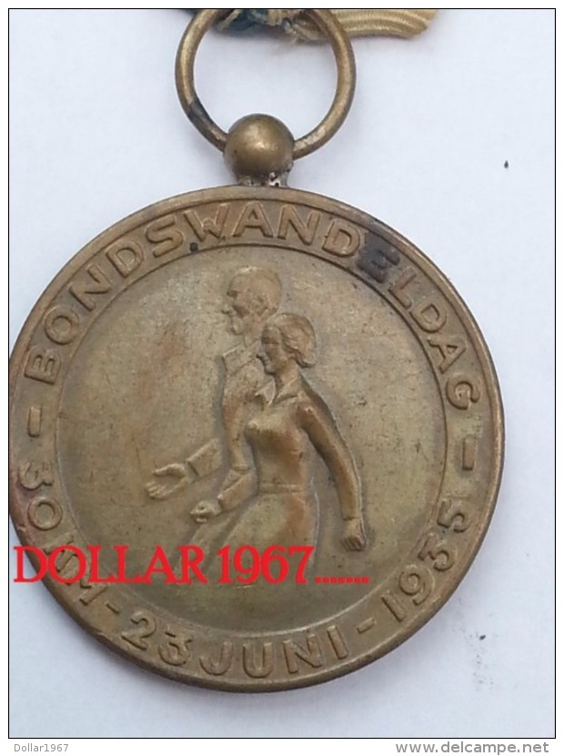 .medal - Medaille - Medaille : K.N.G.B -Bondwandeldag 30 KM 23 Juni 1935 - Altri & Non Classificati