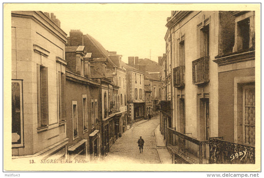 49/CPA - Segré - Rue Pasteur - Segre