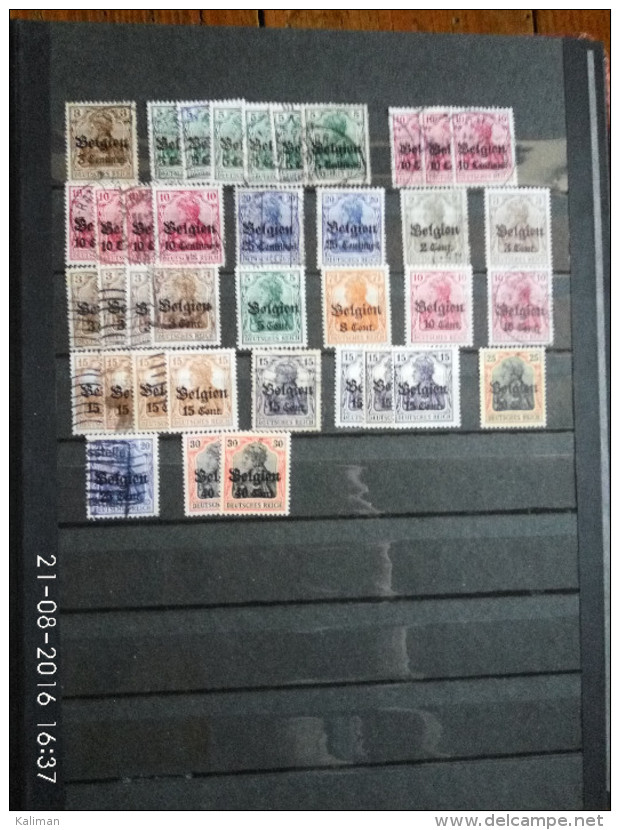 Classeur à trier - Les timbres de France sont 2eme choix je n'ai pas regardé le reste - prix de départ 5 euros