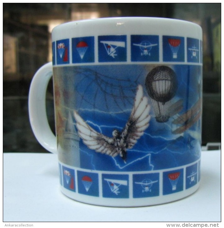 AC -  TURKISH AERONAUTICAL ASSOCIATION  PILOT PLANE PARACHUTE ILLUSTRATED PORCELAIN MUG - CUP FROM TURKEY - Tassen