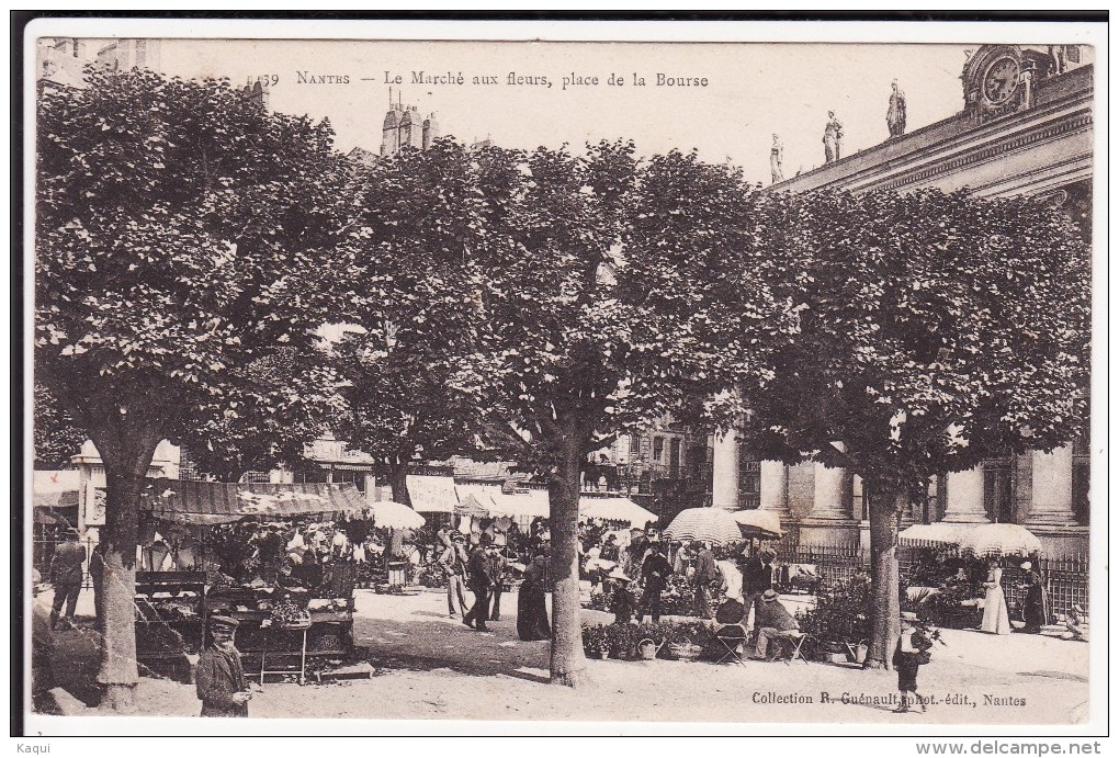 LOIRE-ATLANTIQUE - NANTES - Le Marché Aux Fleurs, Place De La Bourse - Markets