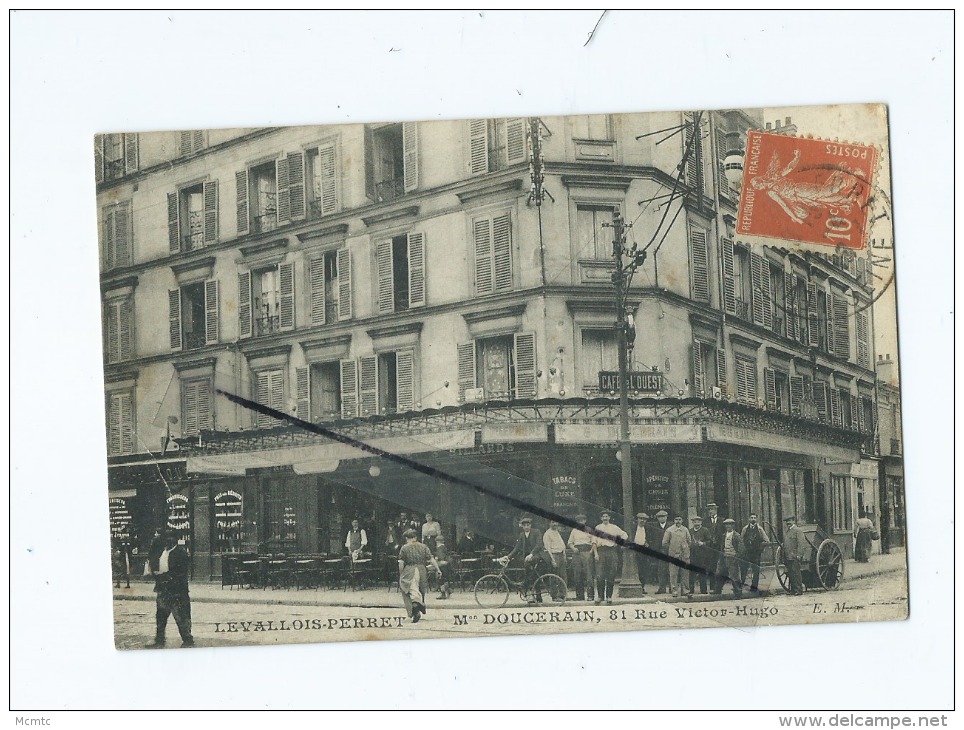 CPA  - Levallois Perret  -   M.. .Doucerain 81 Rue Victor Hugo - Levallois Perret