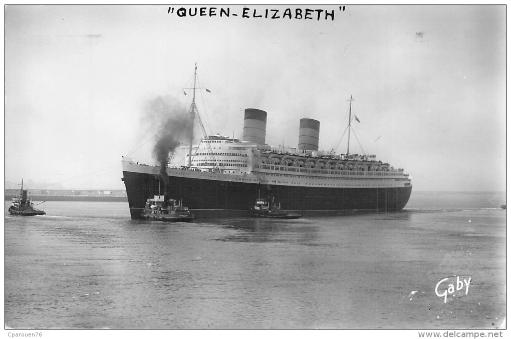 Cpsm  Paquebot De La Cunard Line ´" Queen Elisabeth " Cherbourg - Piroscafi