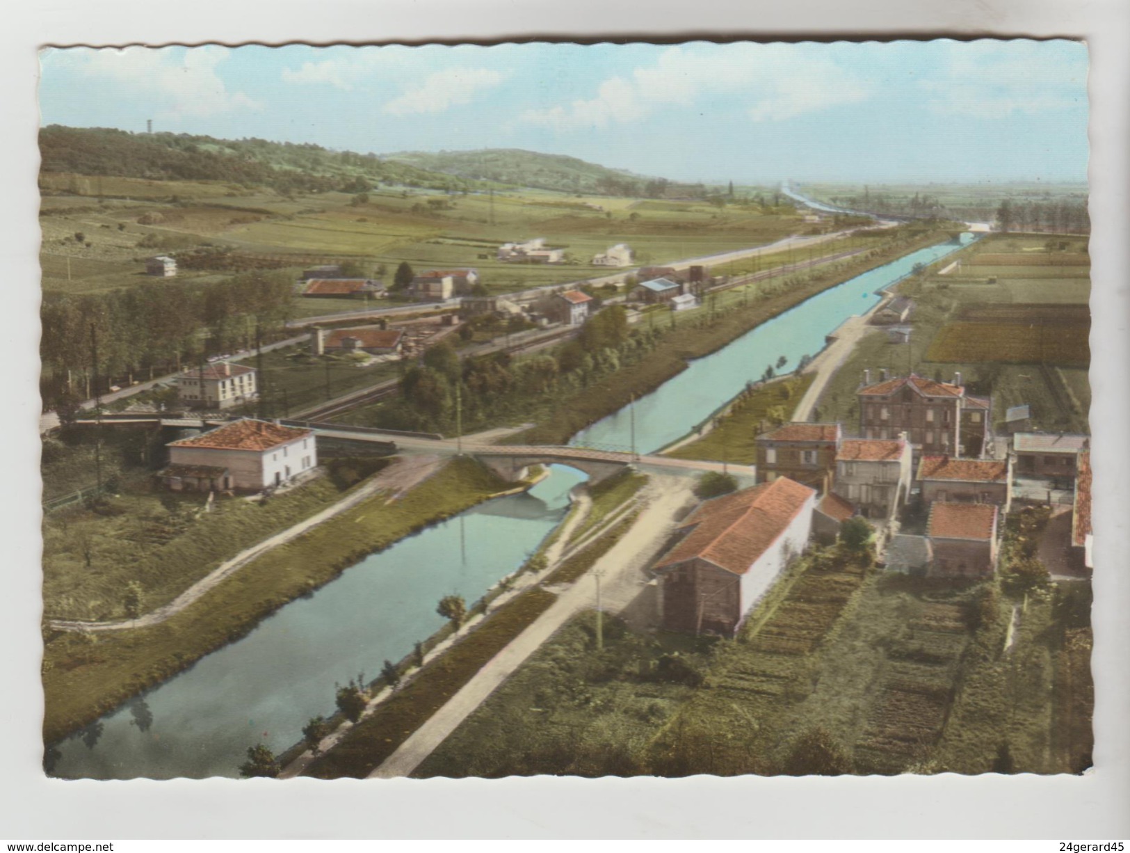 CPSM GRISOLLES (Tarn Et Garonne) - En Avion Au-dessus De...... - Grisolles