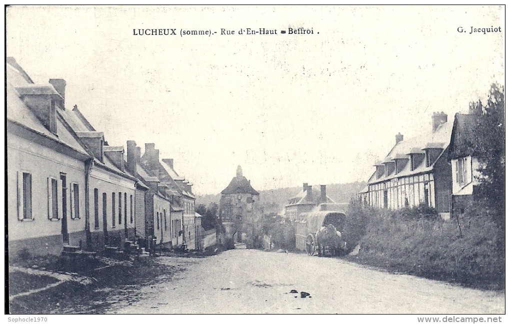 SOMME - 80 - LUCHEUX -  Rue D'En Haut - Le Beffroi - Lucheux