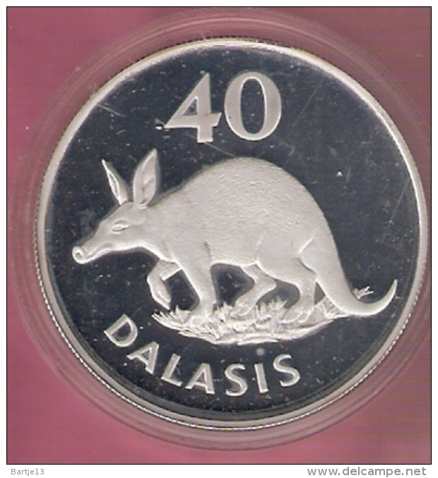GAMBIA 40 DALASIS 1977 WWF AG PROOF ONLY ???? PCS AARDVARKE TINY SCRATCHES/HAIRLINES - Gambie