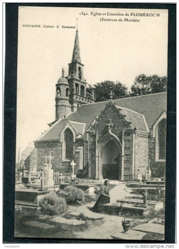 CPA - Eglise Et Cimetière De PLOUEZOC'H, Animé - Sonstige & Ohne Zuordnung