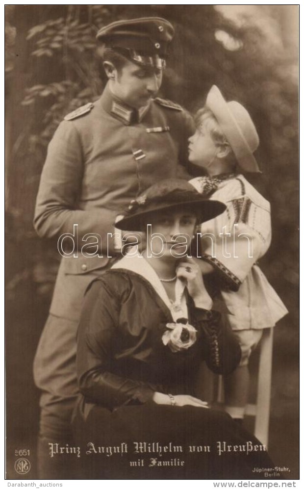 * T2 Prince August Wilhelm Of Prussia With His Family - Ohne Zuordnung