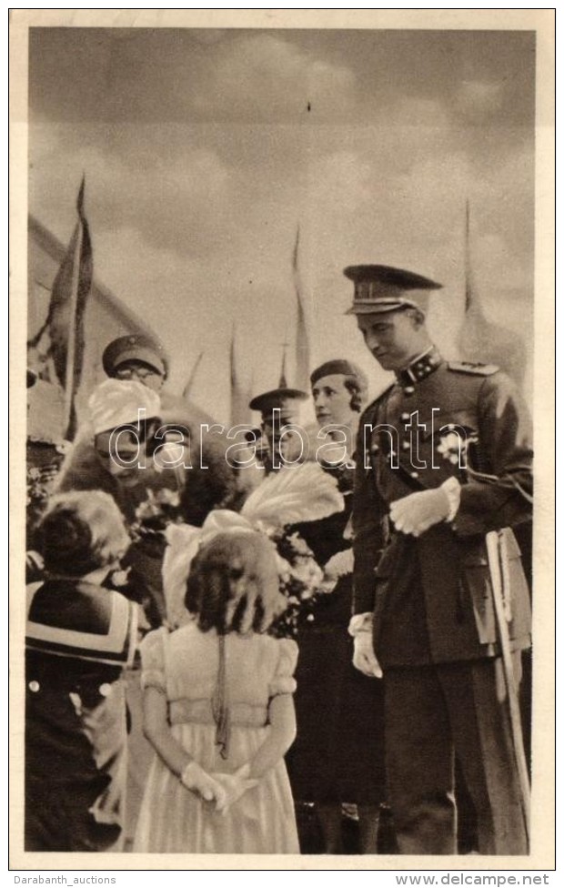 ** T1/T2 La Reine Astrid, La Mere Des Petits Belges. Koningin Astrid / Queen Astrid, A Mother To Belgian Children - Non Classificati