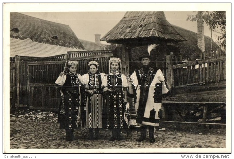 T2 Kalotaszegi Népviselet/ Transylvanian Folklore From Kalotaszeg - Ohne Zuordnung