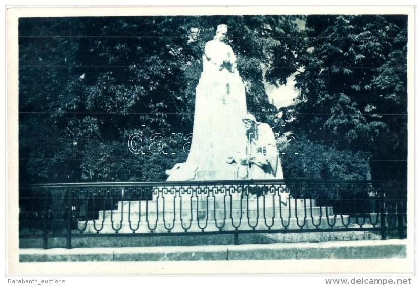 T1/T2 Rozsnyó, Roznava; Andrássy Franciska GrófnÅ‘ Szobra  / Statue - Non Classificati