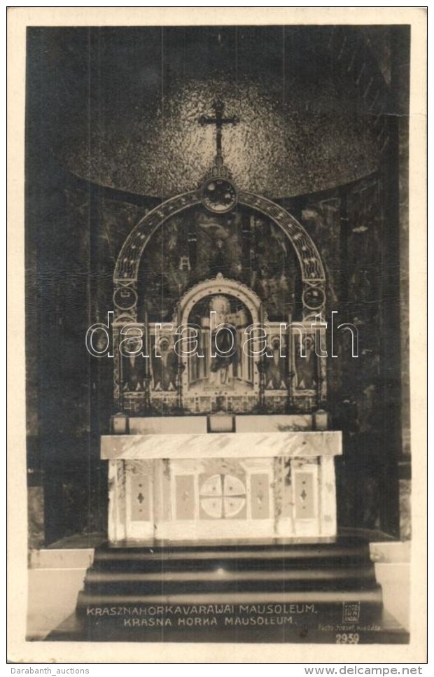 T2 Krasznahorkaváralja, Krásnohorské Podhradie; Mauzóleum, BelsÅ‘ / Mausoleum, Interior - Non Classificati