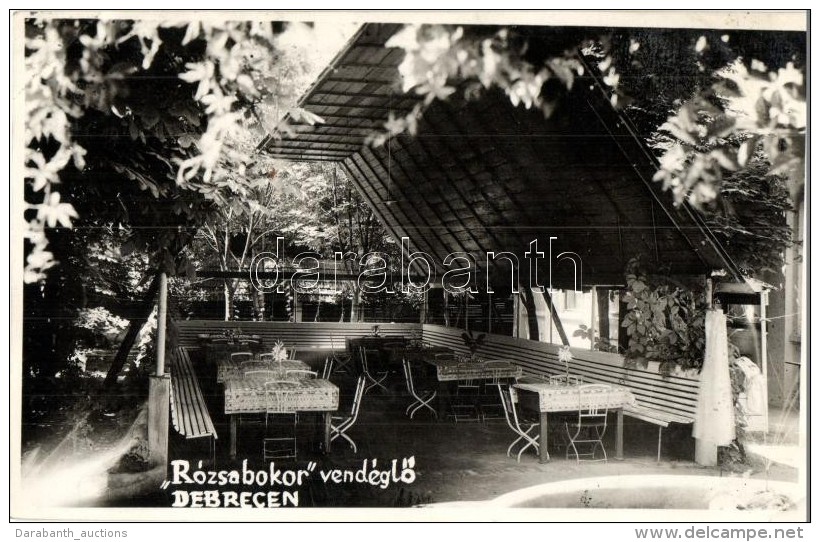 T2 1937 Debrecen, Rózsabokor VendéglÅ‘ Kerthelyisége, Photo - Zonder Classificatie