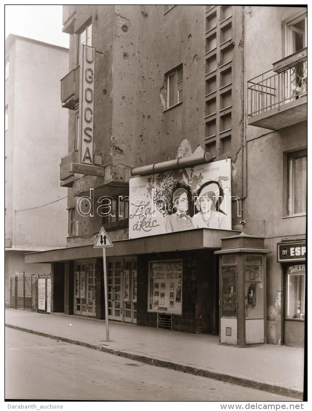 1973 Budapest, UGOCSA Mozi KülsÅ‘-belsÅ‘ Felvételei, 5 Db Szabadon Felhasználható Vintage... - Andere & Zonder Classificatie