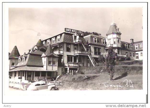 Baker Hotels Ltd., Gaspe, Quebec  Photo Veritable - Gaspé