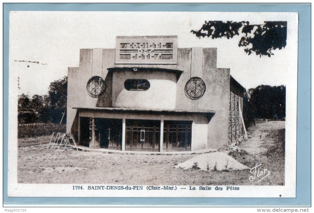 Cpa  Saint-denis-du-pin -- La Salle Des Fetes (en  Constructjon (sepia) - Autres & Non Classés