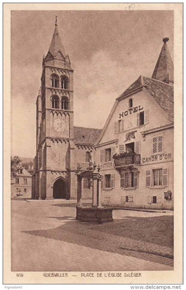 G , Cp , 68 , GUEBWILLER , Place De L'Église St-Léger - Guebwiller