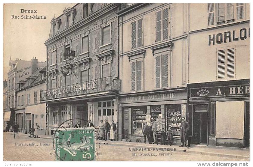 Dreux     28      Rue Saint Martin . Librairie Papeterie  Durvie  Editeur De La Carte Postale - Dreux