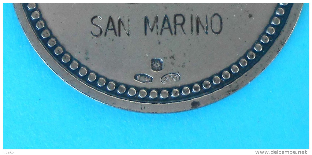 SAN MARINO *** SOLID SILVER MEDAL IN BOX ***  Olympic Games NOC Olimpiadi Jeux Olympiques Olympia Olympiade Olimpici - Apparel, Souvenirs & Other