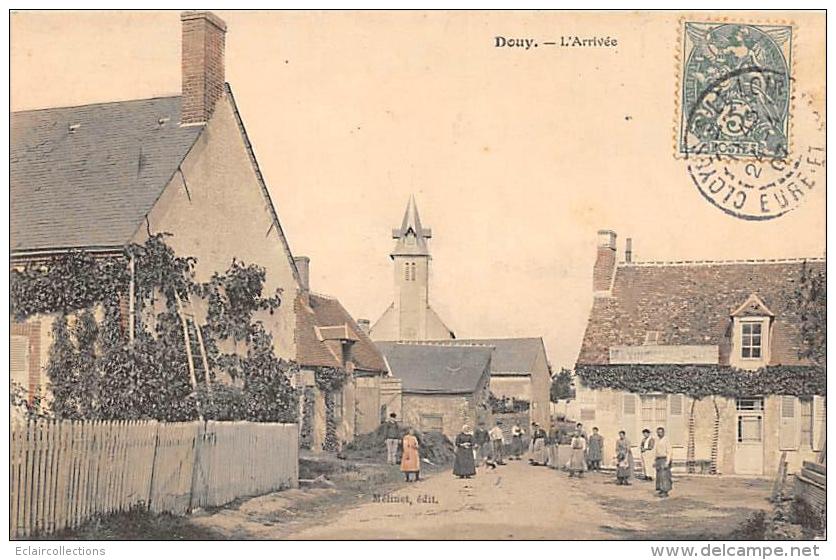 Douy        28      Entrée Du Village - Autres & Non Classés