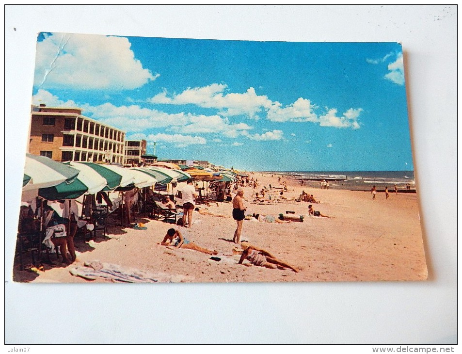 Carte Postale Ancienne : Beach Scene At OCEAN CITY, MARYLAND, Stamp Kennedy - Ocean City