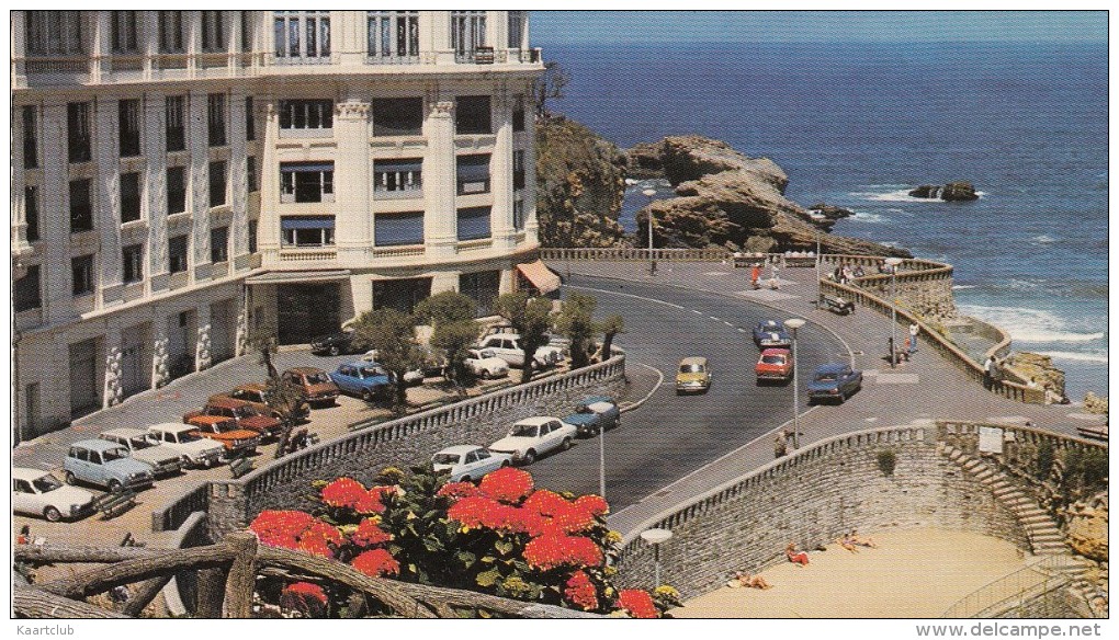 Biarritz: CITROËN GS, RENAULT 4 & 6, SIMCA 1000, FIAT 500, PEUGEOT 504, AUSTIN MINI   - Le Casino Bellevue - Turismo