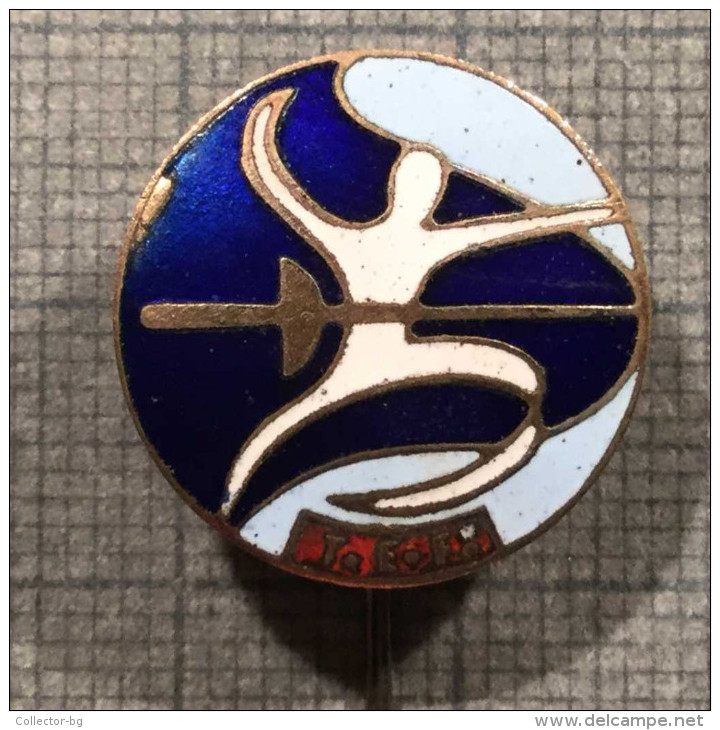 ULTRA RARE OFFICIAL J.F.F JAPAN FEDERATION FENCING 1960"S BADGE PIN LOWER PRICE - Fencing