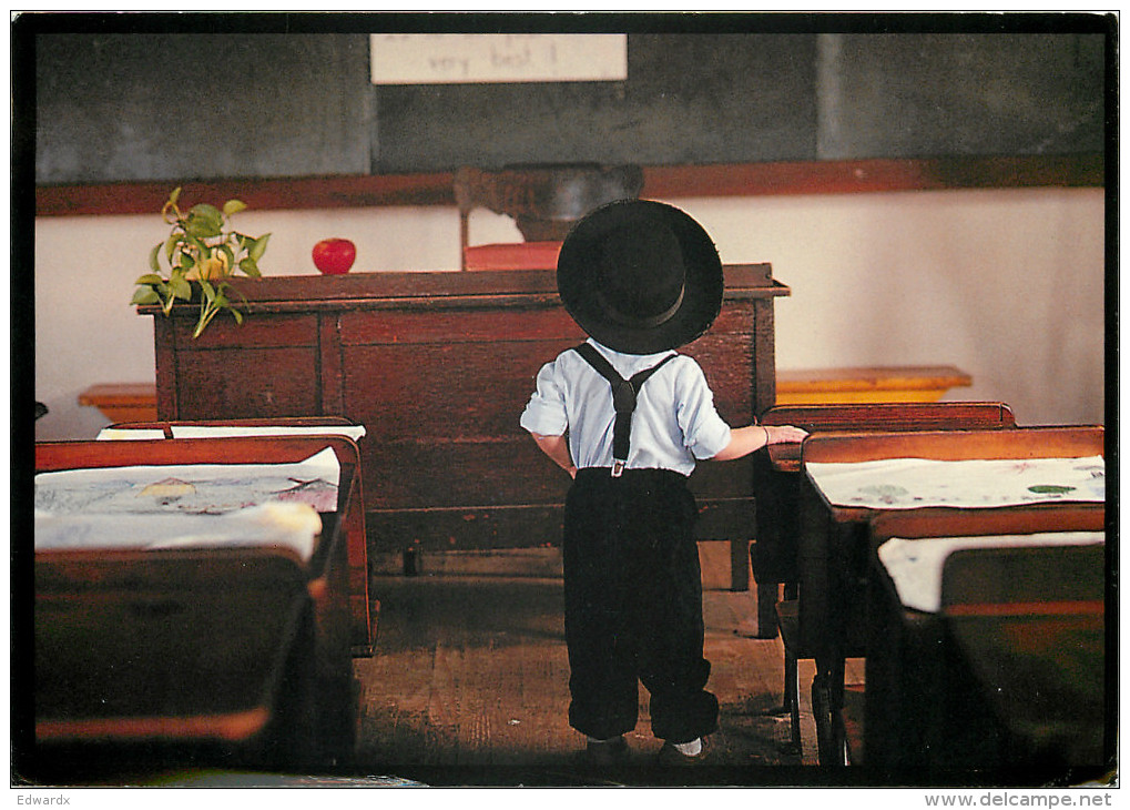 Amish Boy, Amish School, Pennsylvania, United States US Postcard Posted 2004 Stamp - Altri & Non Classificati