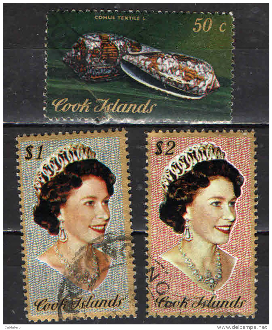 COOK ISLANDS - 1974 - CONCHIGLIA E RITRATTO DELLA REGINA ELISABETTA II - USATI - Cook