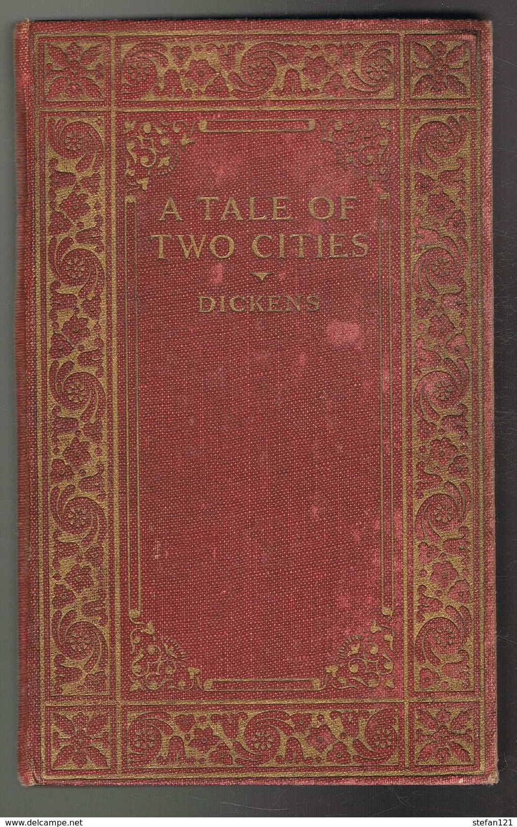 A Tale Of Two Cities - Dickens - 382 Pages 16,8 X 10,5 Cm - Cultura