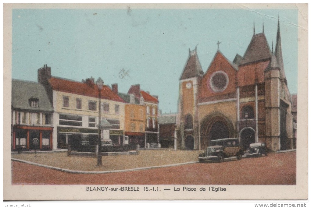 BLANGY SUR BRESLE LA PLACE DE L EGLISE - Blangy-sur-Bresle