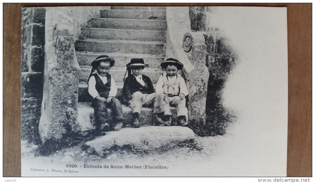 Enfants De Saint-herbot.costumes Bretons. Precurseur Waron N ° 1020 - Plonevez-du-Faou
