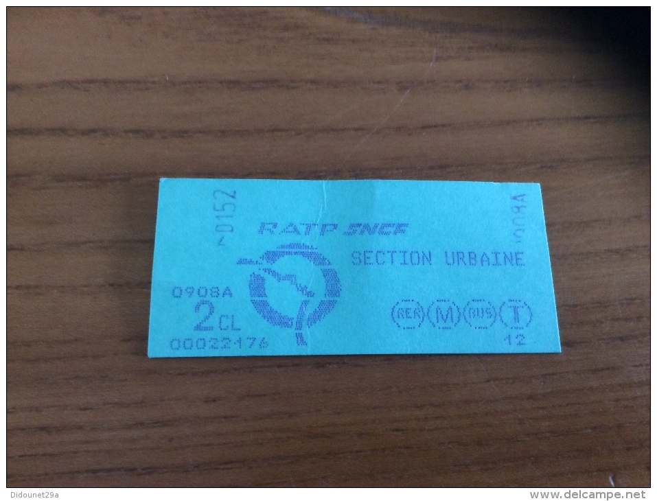 Ticket De Transports RATP SNCF (metro, Bus) "SECTION URBAINE - 2eme Classe" Vert Type 6 - Europe