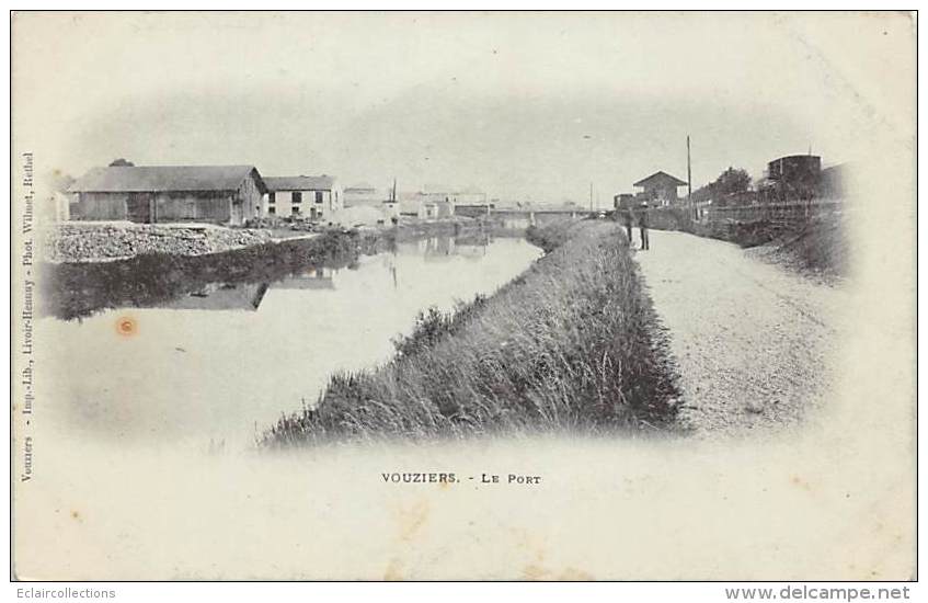 Vouziers    08        Le Port Et La Gare - Vouziers