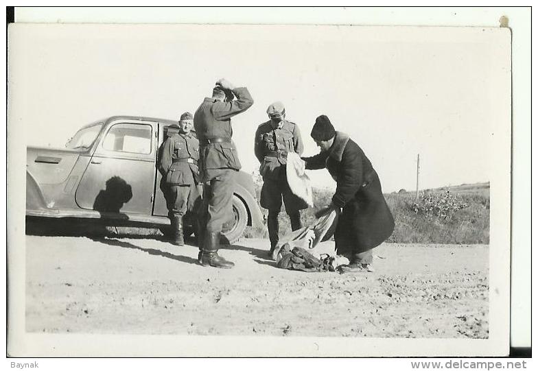 A201  --  DEUTSCHLAND  -  WW2  --  ORIGINAL PHOTO   -  RUSSIA,  42 `  SOLDATEN, OFFICER  -    9,3  Cm  X 6,2 Cm - 1939-45