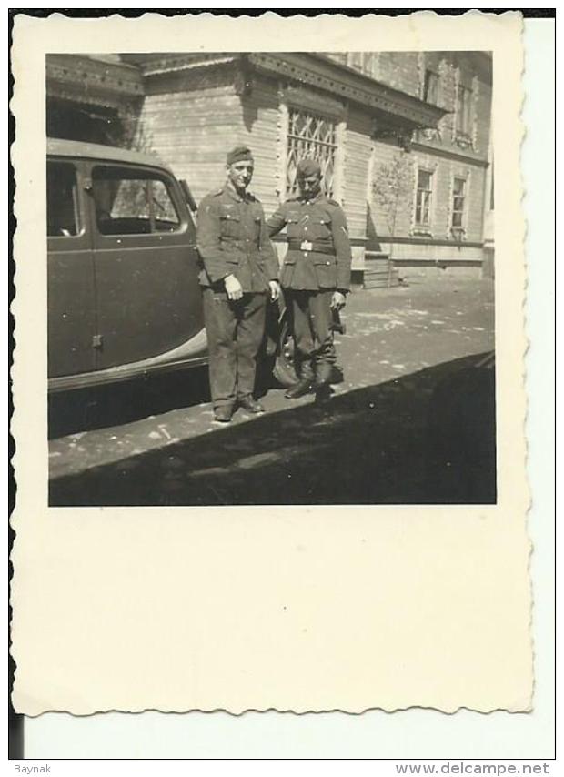 A204  --  DEUTSCHLAND  -  WW2  --  ORIGINAL PHOTO  -  RUSSIA,  42 ` --  SOLDATEN, ORDEN  -    7,8  Cm  X 6,7 Cm - 1939-45