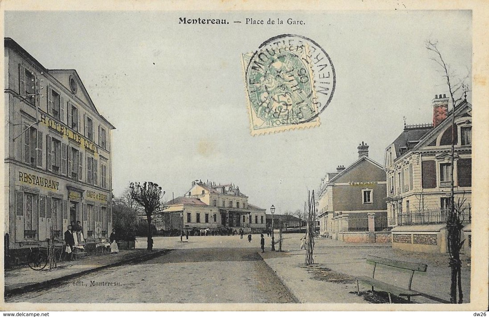 Montereau - Place De La Gare - Hotel De Lyon - Carte C.F.M. Colorisée - Montereau